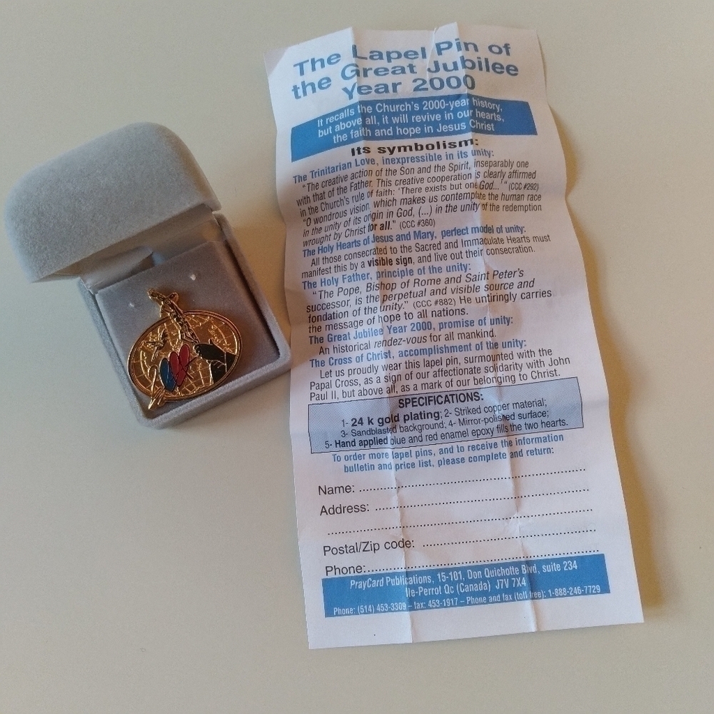 𝅺lapel pin of 2000 jubilee - collectible, souvenir, with a vatican photo book - Picture 3 of 9